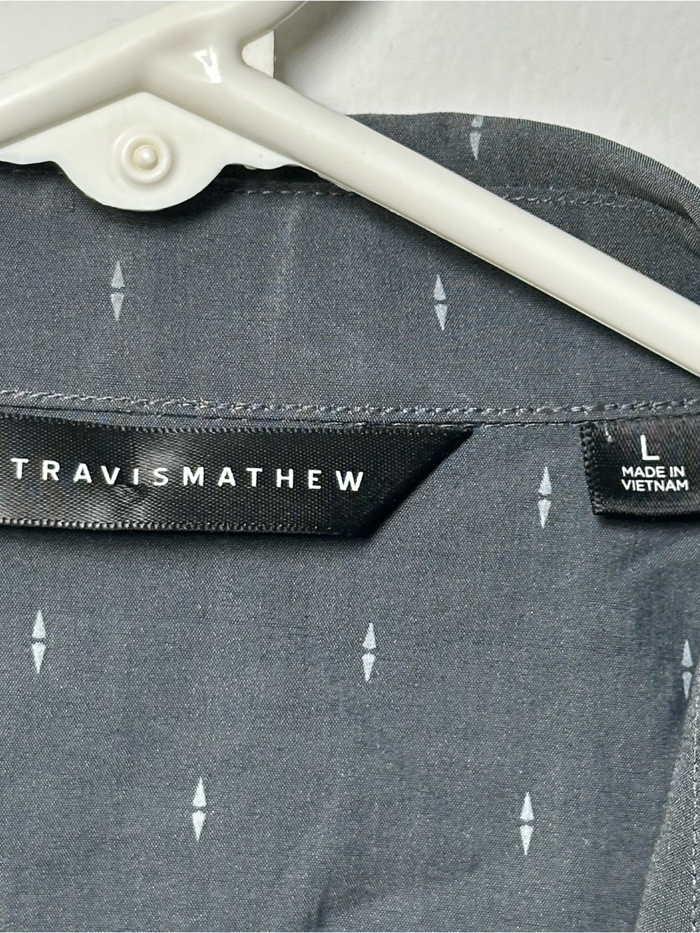 TravisMathew Men’s Gray Short Sleeve Button Front Shirt Geometric Print - Picture 7 of 15